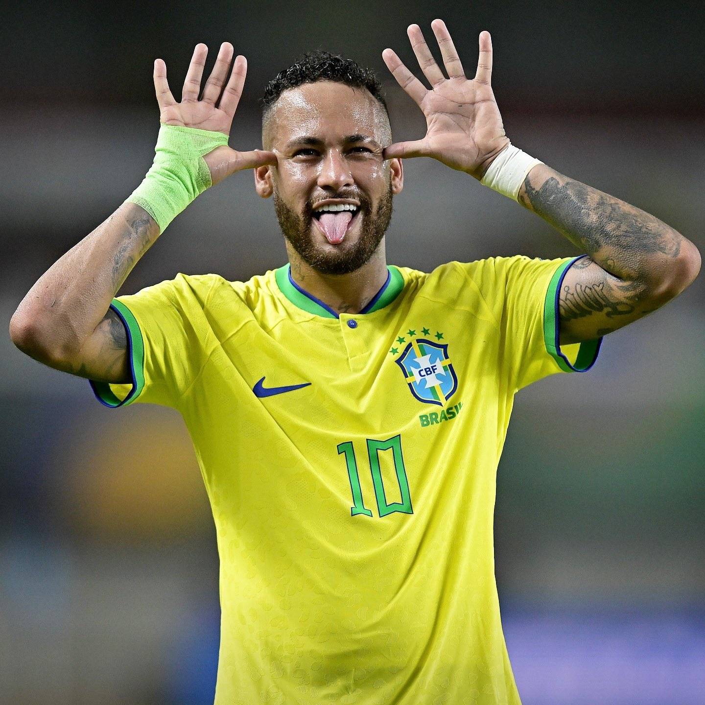 决定性的作 决定性的作